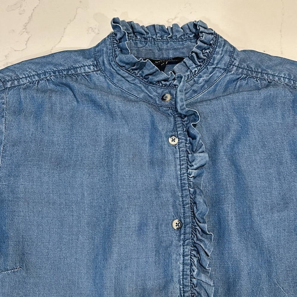 RW&CO Lyocell Denim color Shirt Long Sleeves Ruffles Size Small - Picture 9 of 11